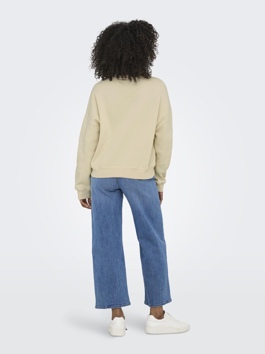 model_shot-back